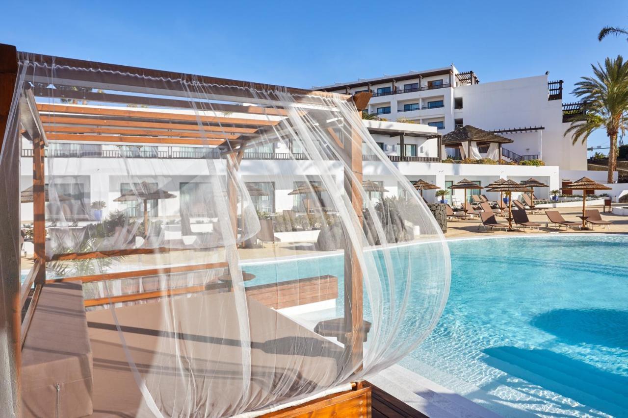 Secrets Lanzarote Resort & Spa - Adults Only Puerto Calero Luaran gambar The hotel's pool