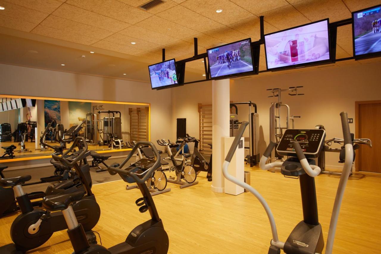 Secrets Lanzarote Resort & Spa - Adults Only Puerto Calero Luaran gambar The gym at the hotel