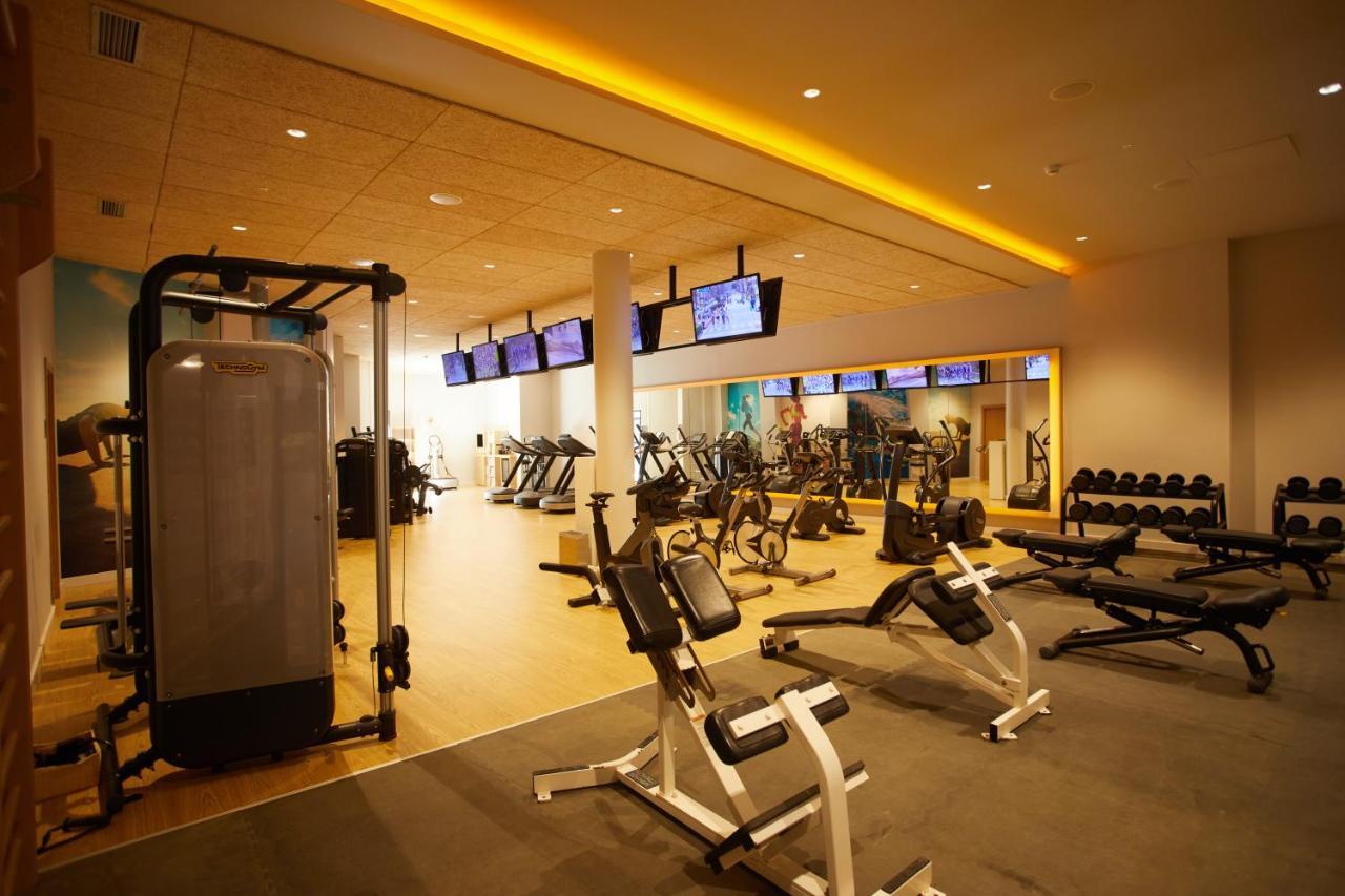 Secrets Lanzarote Resort & Spa - Adults Only Puerto Calero Luaran gambar The gym at the hotel