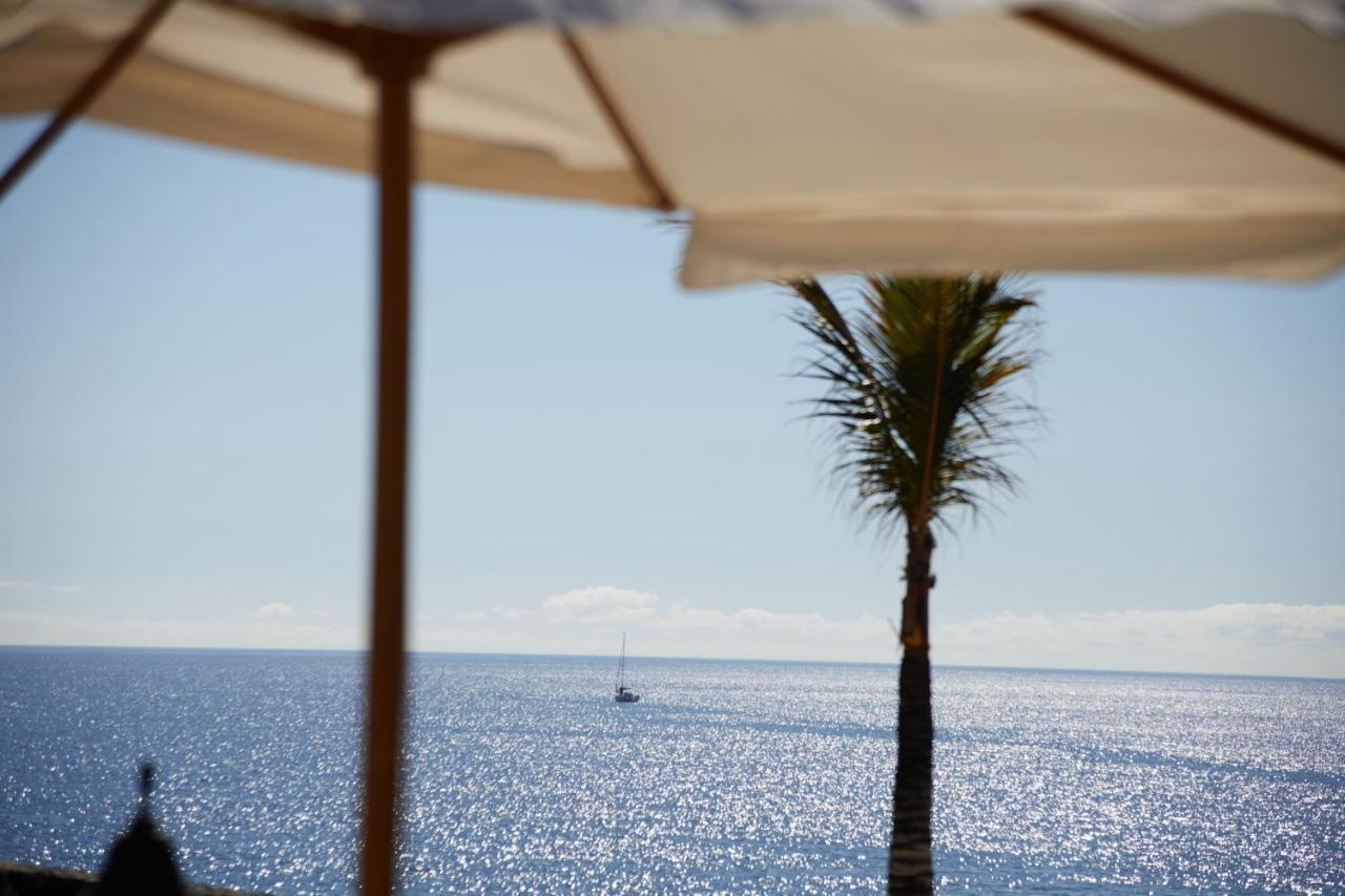Secrets Lanzarote Resort & Spa - Adults Only Puerto Calero Luaran gambar View of the Mediterranean Sea from the hotel